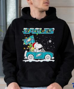 Snoopy and Woodstock driving car Eagles Christmas shirt