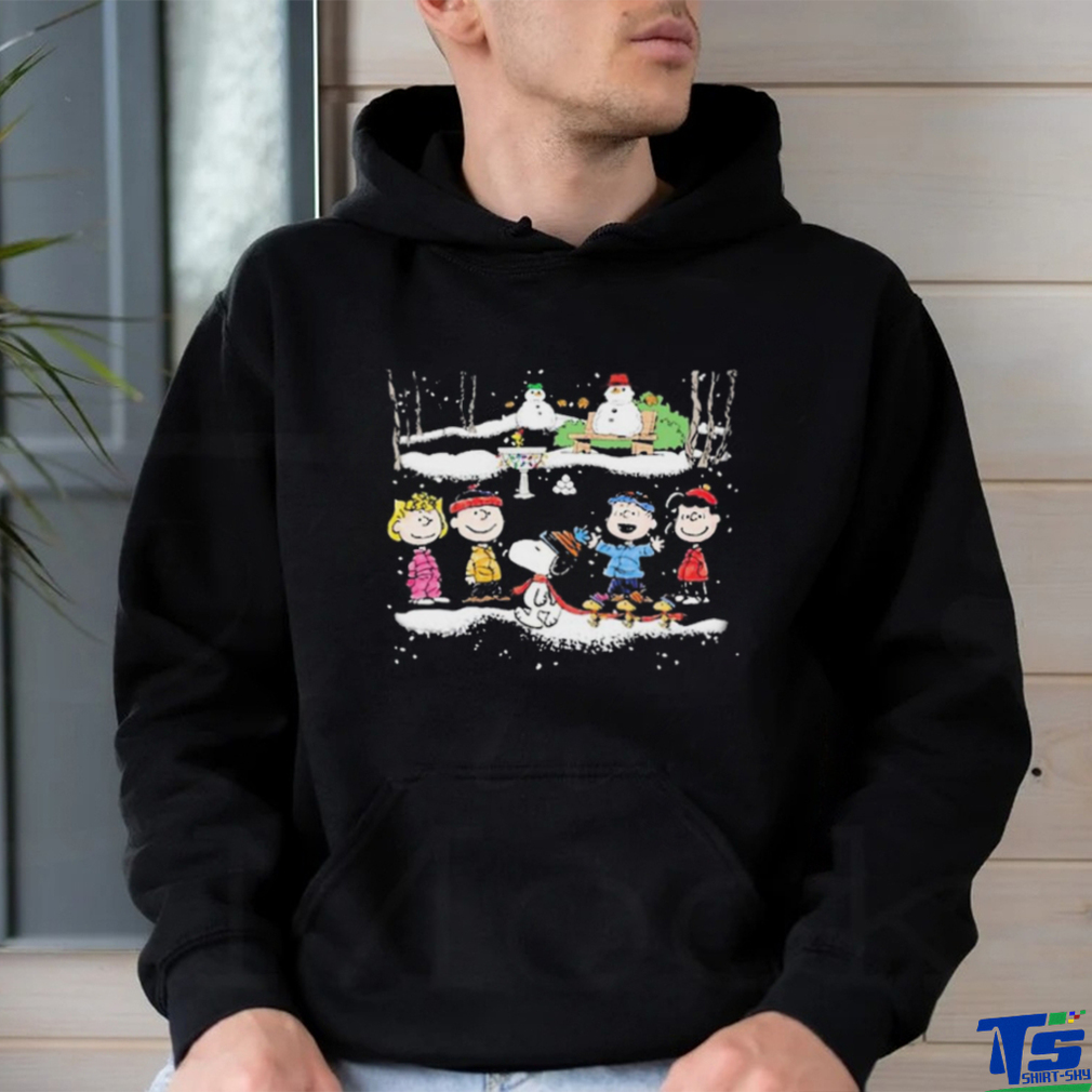 Snoopy and team Peanuts playing in snow Christmas 2023 t shirt Snoopy and team Peanuts playing in snow Christmas 2023 t shirt