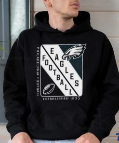 Starter Black Philadelphia Eagles Shield Graphic T shirt