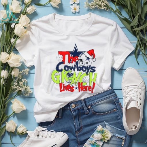 The Cowboys Grinch Lives Here Christmas Shirt