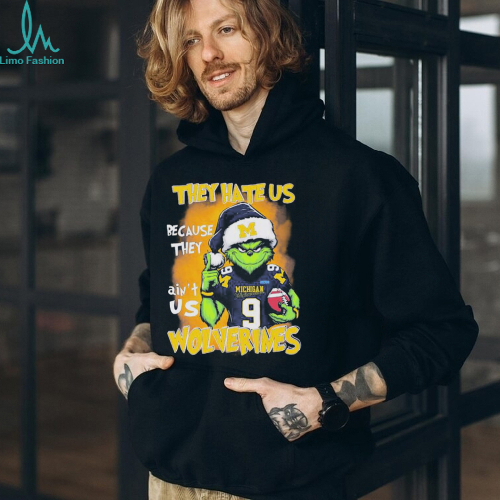 https://img.limotees.com/photos/2023/11/The-Grinch-J.J.-McCarthy-They-Hate-Us-Because-Aint-Us-Michigan-Wolverines-Christmas-Shirt0.jpg