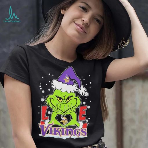 The Grinch Love Heart Minnesota Vikings Football Christmas 2023 Shirt