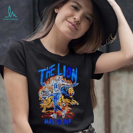 The Lion has to eat shirt