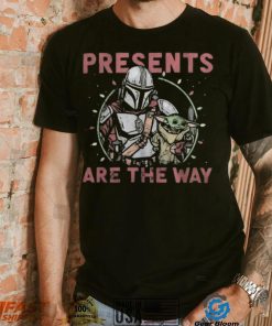 The Mandalorian Holiday Presents are the Way t shirt