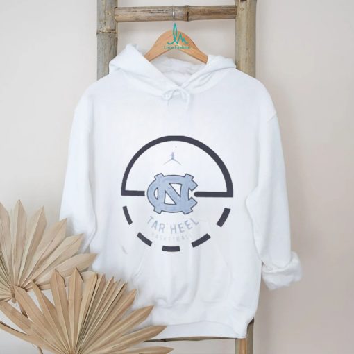 Top Men’s Jordan Brand White North Carolina Tar Heels Free Throw Basketball T Shirt