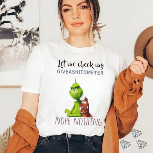 Top The Grinch And Max Let Me Check My Giveashitometer Nope Nothing T Shirt