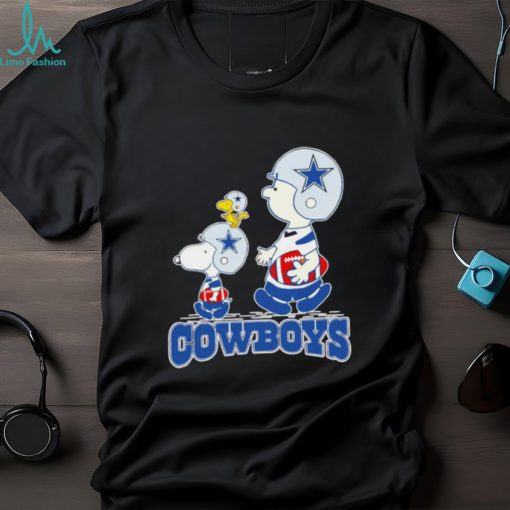 Top snoopy and Charlie Brown Dallas Cowboys football The Peanuts characters gift shirt