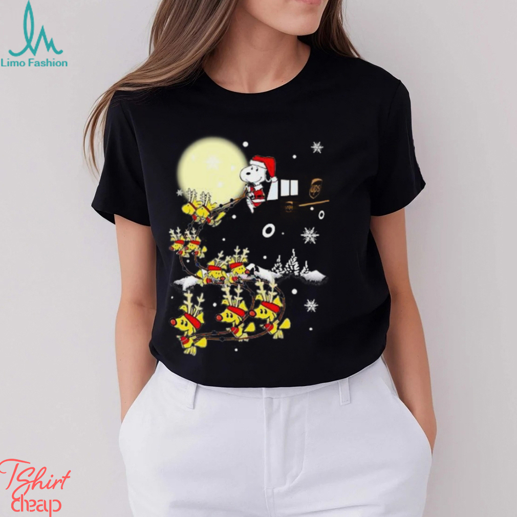 Ups Snoopy santa christmas shirt Ups Snoopy santa christmas shirt