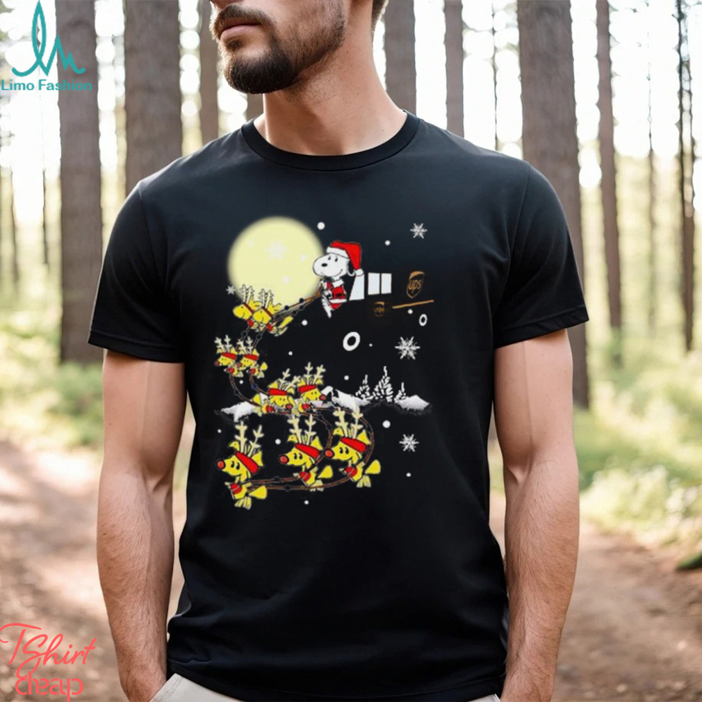 Ups Snoopy santa christmas shirt Ups Snoopy santa christmas shirt