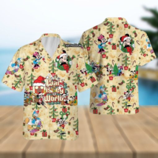 Walt Disney World Hawaiian Christmas Mickey Minnie Donald Pluto Goofy Shirt