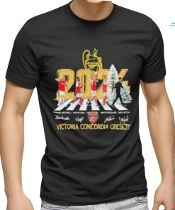 2024 Victoria Concordia Crescit Arsenal Signatures shirt