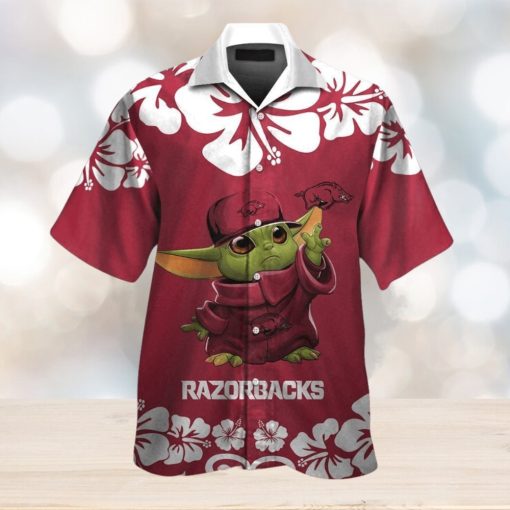 Arkansas Razorbacks Baby Yoda Short Sleeve Button Up Tropical Hawaiian Shirt