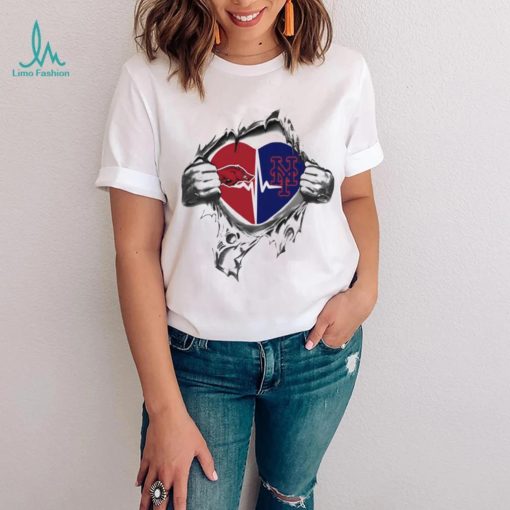 Arkansas Razorbacks vs New York Mets heart logo shirt