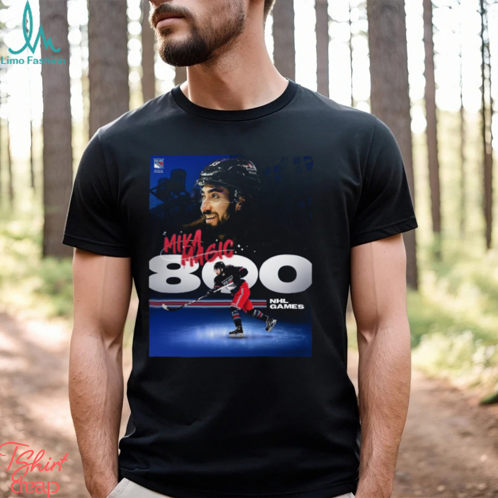 Awesome 800 in and still just as magical shirt Awesome 800 in and still just as magical shirt