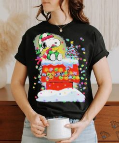 Awesome Snoopy And Woodstock Hat Santa Light Tree Christmas T shirt