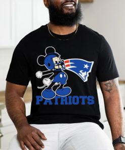 Awesome mickey Mouse cartoon NFL New England Patriots football player helmet logo shirt