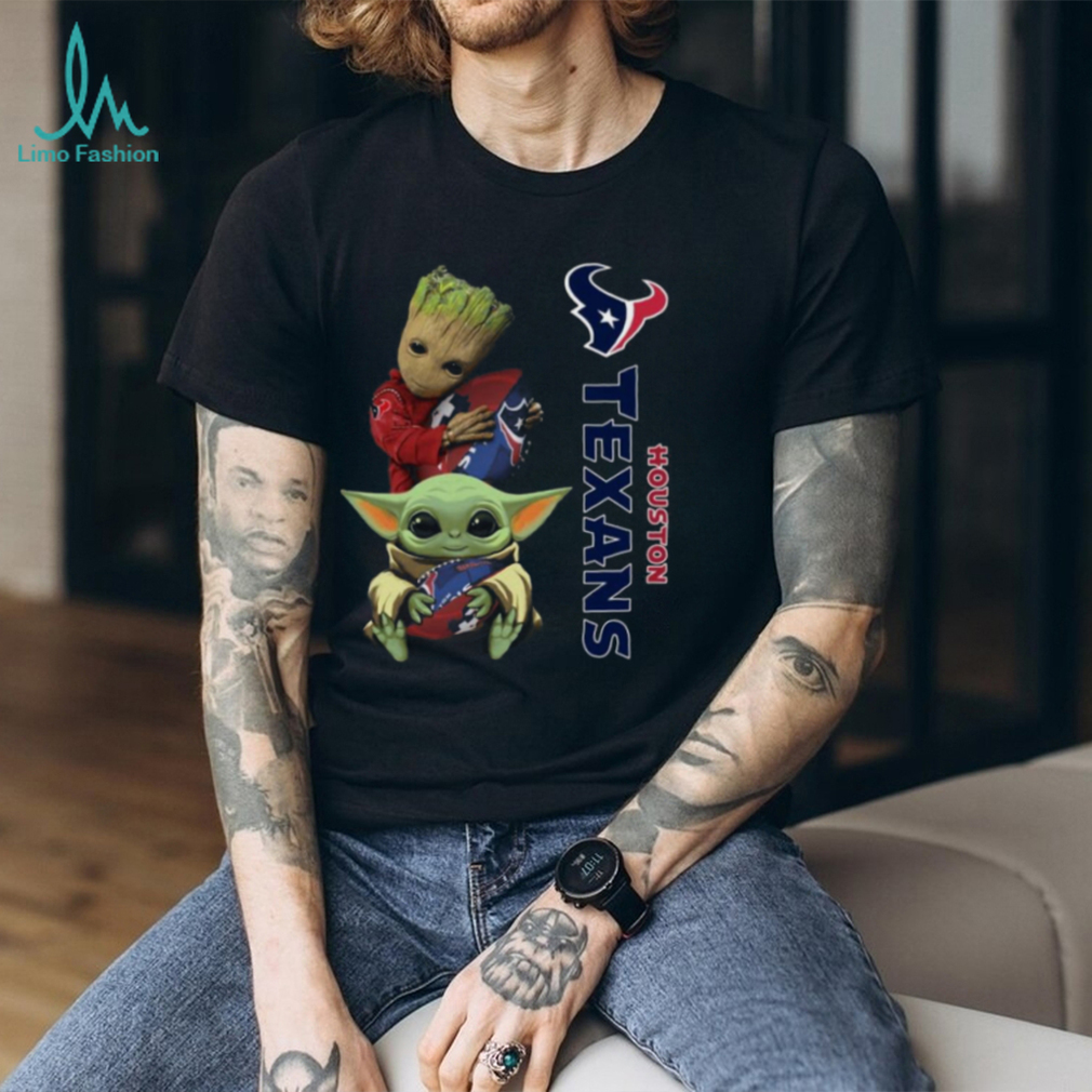 Baby Yoda And Groot Hug Houston Texans Shirt Baby Yoda And Groot Hug Houston Texans Shirt