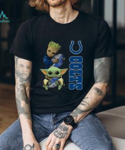 Baby Yoda And Groot Hug Indianapolis Colts Shirt