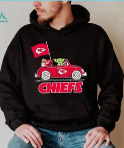 Baby Yoda drive a car Kansas City Chiefs football flag logo shirt