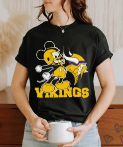 Best mickey Mouse cartoon NFL Minnesota Vikings football player helmet logo shirt