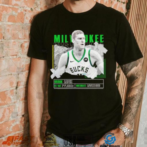 Brook Lopez Milwaukee Bucks basketball player pose paper gift shirt