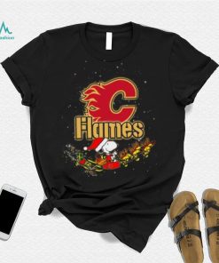 Calgary Flames NHL Santa Snoopy and Woodstock Christmas T Shirt, hoodie, sweater, long sleeve and tank top Calgary Flames NHL Santa Snoopy and Woodstock Christmas T Shirt