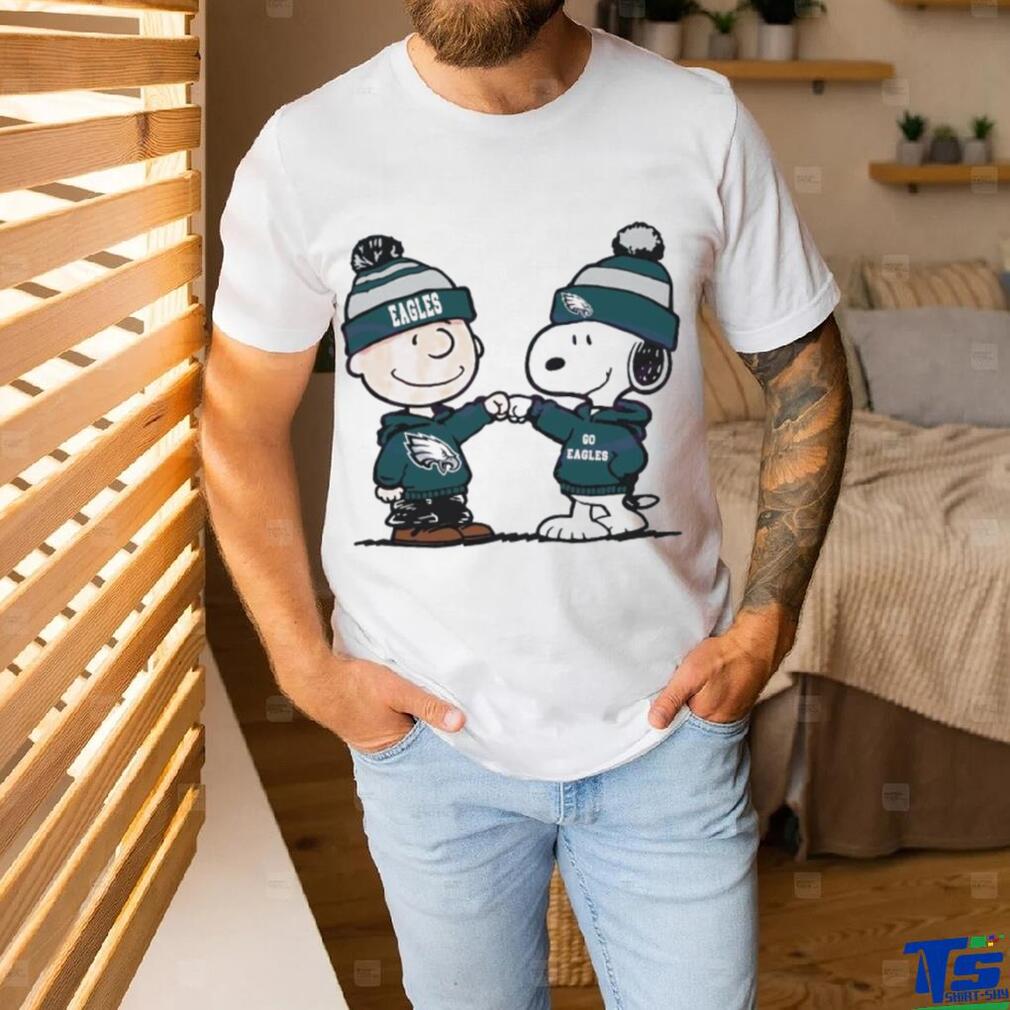 Charlie Brown And Snoopy NFL Philadelphia Eagles Football Go Eagles Cartoon Sweatshirt Charlie Brown And Snoopy NFL Philadelphia Eagles Football Go Eagles Cartoon Sweatshirt