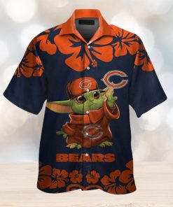 Chicago Bears Baby Yoda Short Sleeve Button Up Tropical Hawaiian Shirt