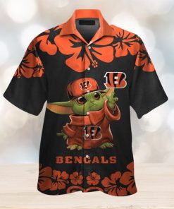 Cincinnati Bengals Baby Yoda Short Sleeve Button Up Tropical Hawaiian Shirt