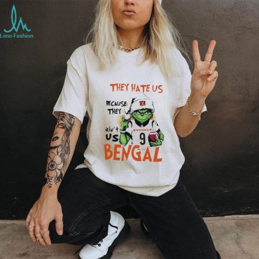 Design CincinnatI bengals grinch Joe burrow they hate us because ain’t us NFL Christmas shirt