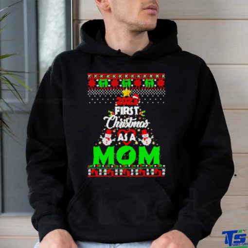 Funny 2023 First Christmas as a mom shirt