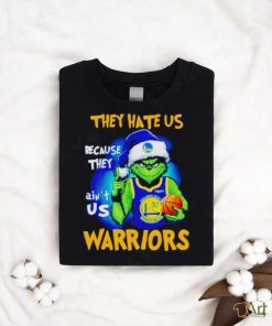 Golden State Warriors football Grinch Santa they hate us because they ain’t us Titans Merry Christmas shirt