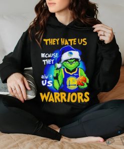 Golden State Warriors football Grinch Santa they hate us because they ain’t us Titans Merry Christmas shirt, hoodie, sweater, long sleeve and tank top Golden State Warriors football Grinch Santa they hate us because they ain’t us Titans Merry Christmas shirt