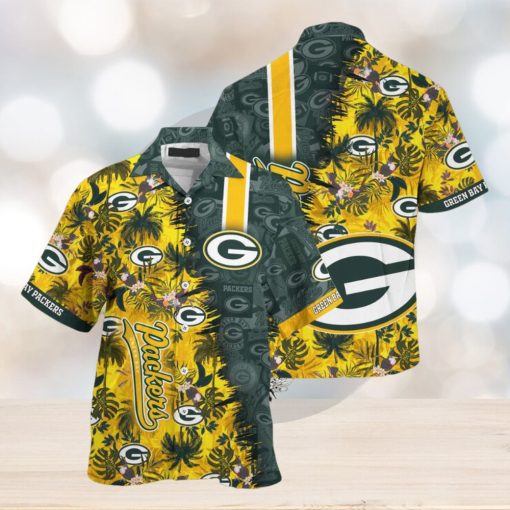 Green Bay Packers NFL Summer Hawaii Shirt And Shorts For Your Loved Ones