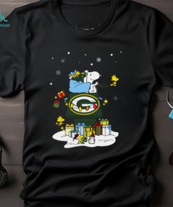 Green Bay Packers Santa Snoopy Wish You A Merry Christmas Shirt