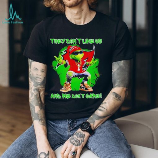 Grinch Tampa Bay Buccaneers They Dont Like Us And We Dont Care Shirt