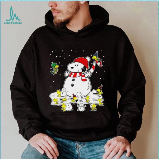 Happy Xmas Snoopy and Woodstock snowman winter cute funny shirt