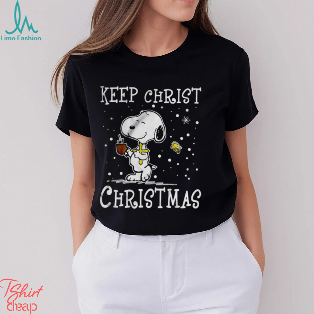 Keep christ Christmas Snoopy hugs the Cross cute shirt Keep christ Christmas Snoopy hugs the Cross cute shirt