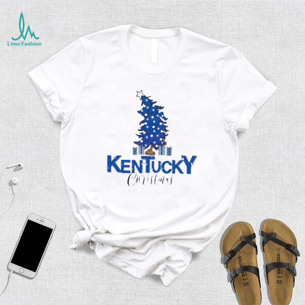 Kentucky Wildcats Snoopy Christmas NCAA T shirt Kentucky Wildcats Snoopy Christmas NCAA T shirt