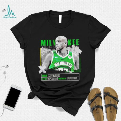 Khris Middleton Milwaukee Bucks basketball player pose paper gift shirt