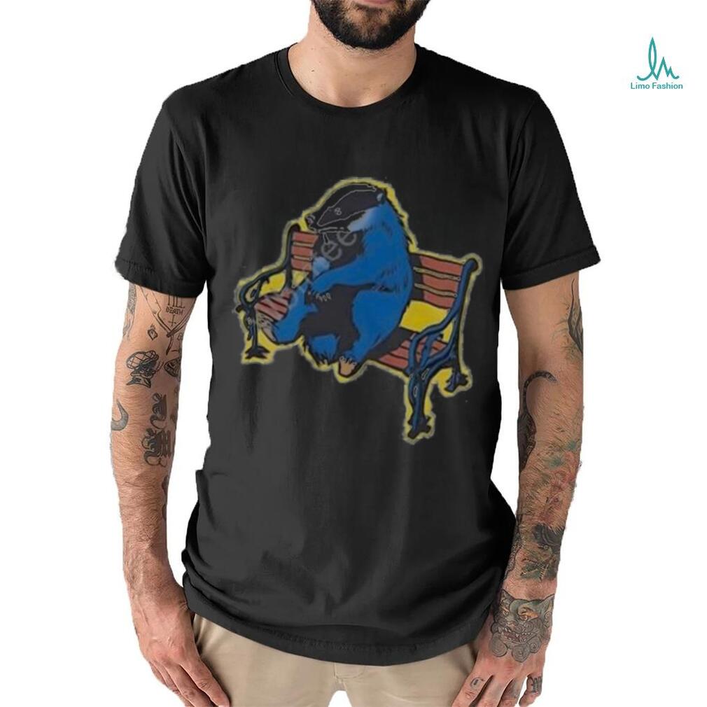 Larian badger shirt Larian badger shirt