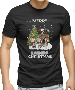 Las Vegas Raiders Snoopy Family Christmas Tree shirt