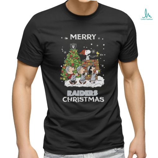 Las Vegas Raiders Snoopy Family Christmas Tree shirt