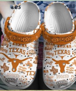 Longhorns Hook’ Em Horns Clogs