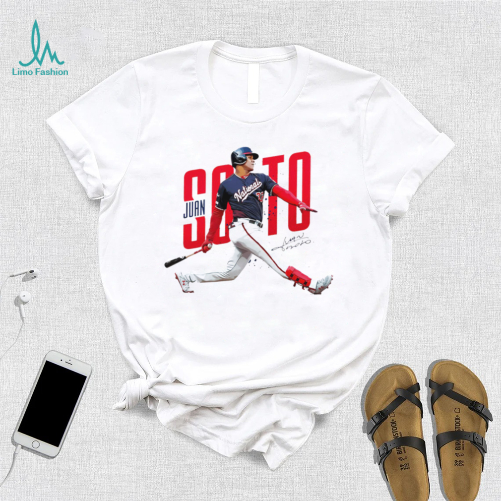 MLB Juan Soto number 22 New York Yankees baseball player action pose signature gift shirt MLB Juan Soto number 22 New York Yankees baseball player action pose signature gift shirt