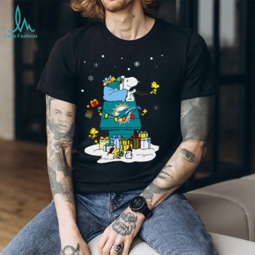 Miami Dolphins Santa Snoopy Wish You A Merry Christmas Shirt