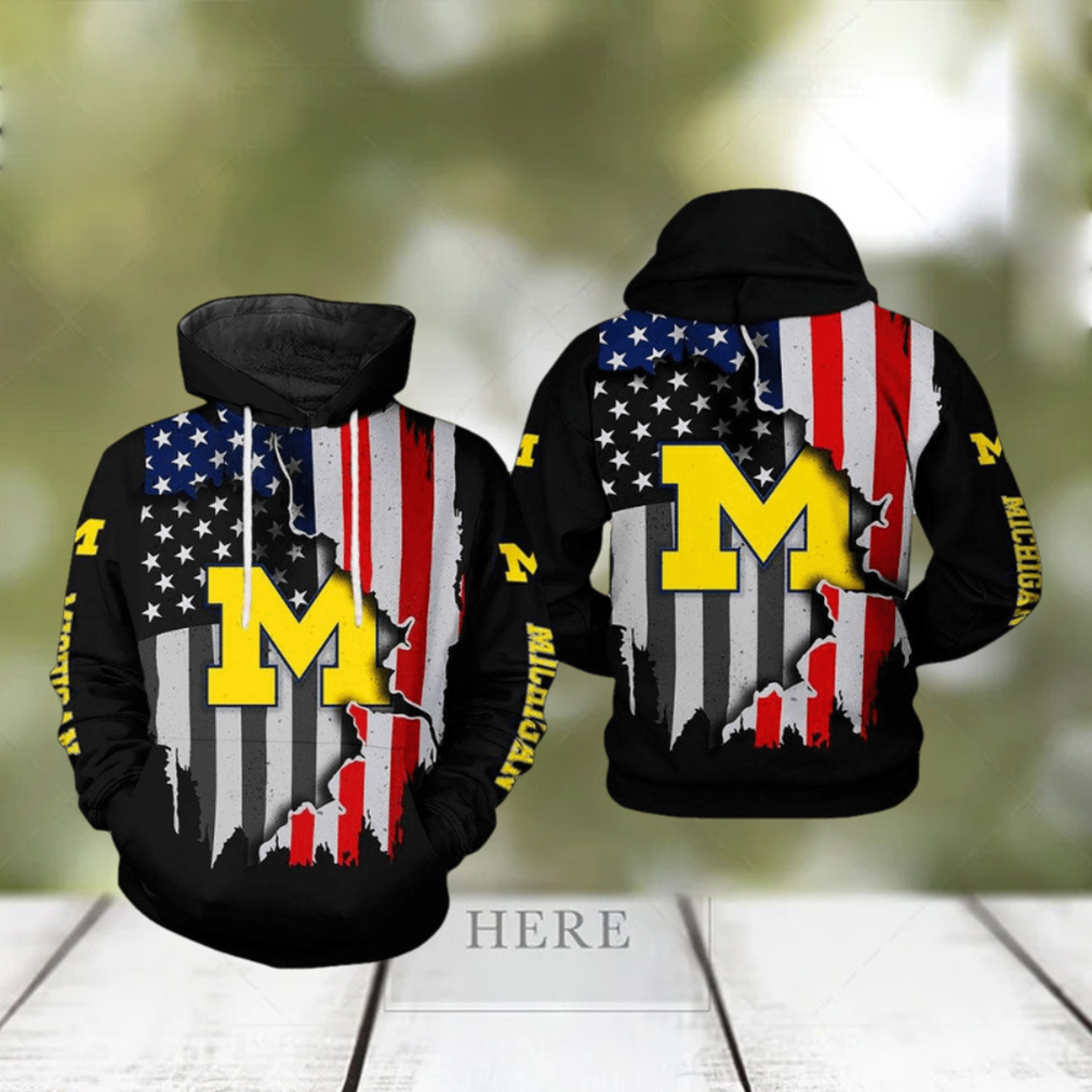 Michigan Wolverines NCAA US Flag 3D Printed Hoodie Ver 1 Michigan Wolverines NCAA US Flag 3D Printed Hoodie Ver 1