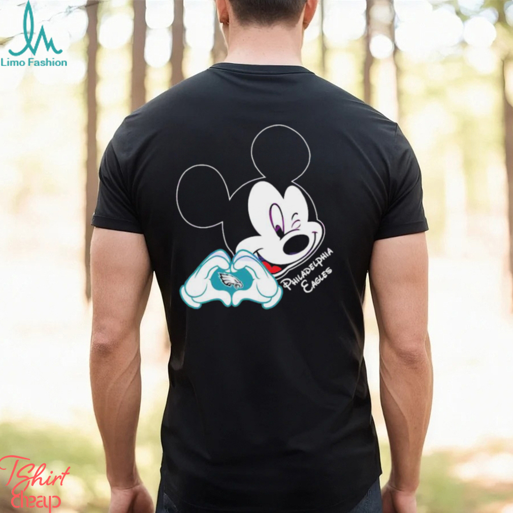 Mickey Mouse Love Philadelphia Eagles Logo Shirt Mickey Mouse Love Philadelphia Eagles Logo Shirt