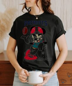 Mickey Mouse player New England Patriots football NFL Super Bowl logo shirt