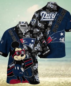 New England Patriots NFL Summer Hawaii Shirt Mickey And Floral Pattern For Sports Fans